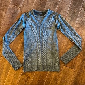 Lululemon Restless pullover